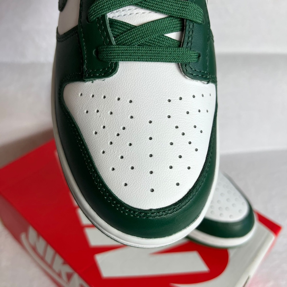 Nike Dunk Low Green size 8.5 - Picture 10 of 11